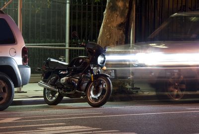 Реставрация BMW R80: полгода в гараже, кадр за кадром